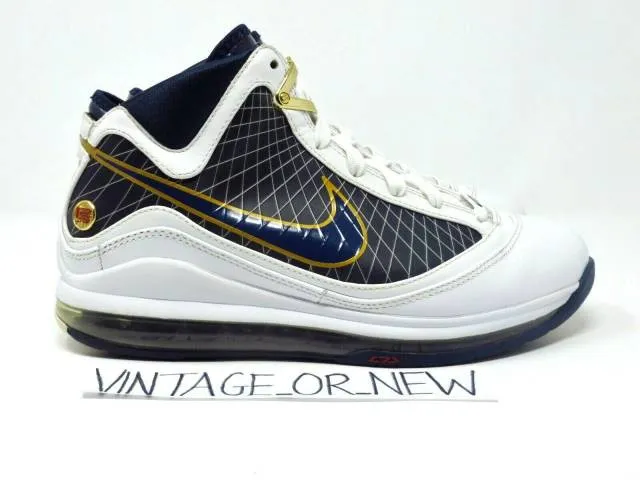 2009 Nike Air Max LeBron VII 7 Cleveland Cavaliers Cavs ...