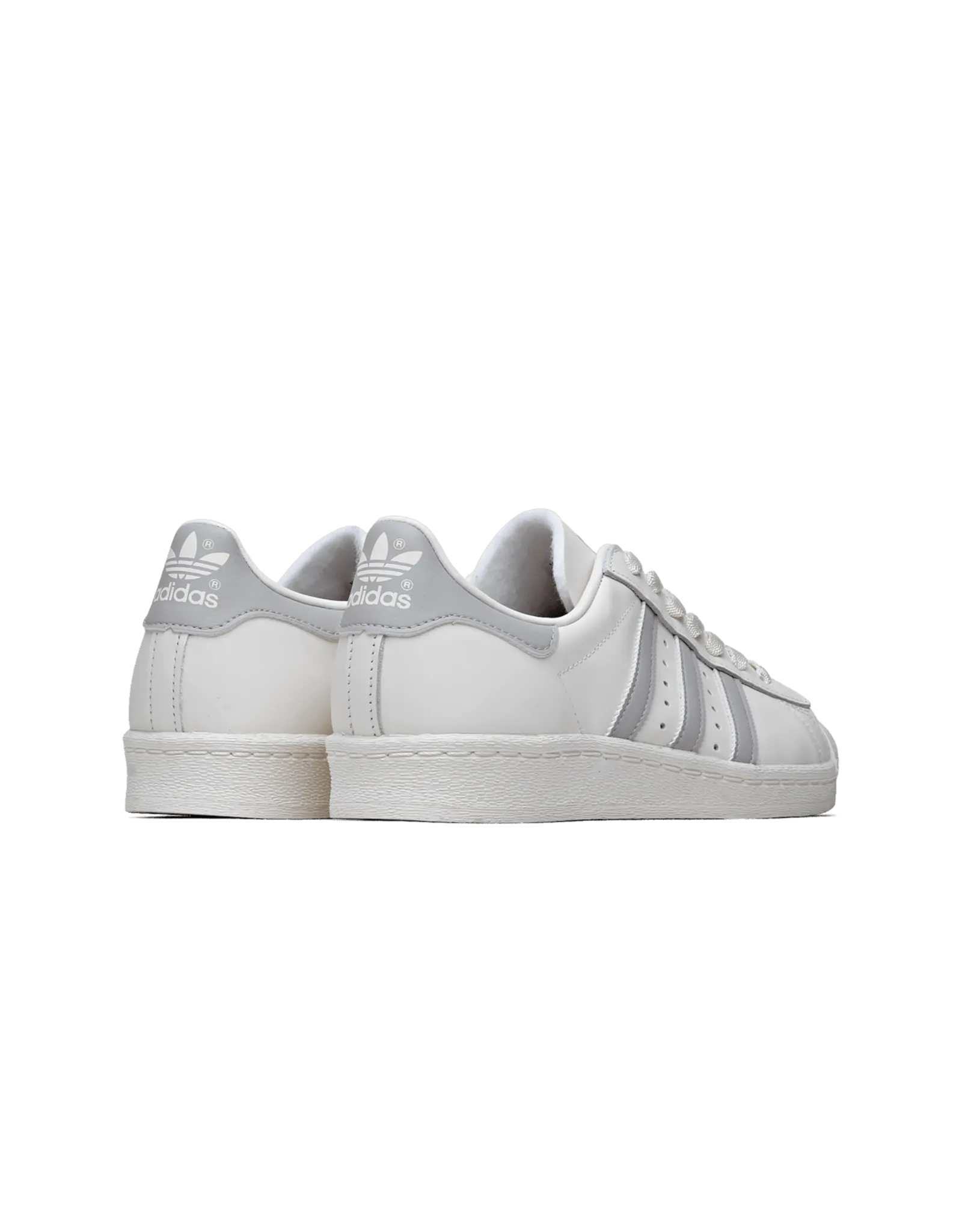 adidas     Superstar 82  