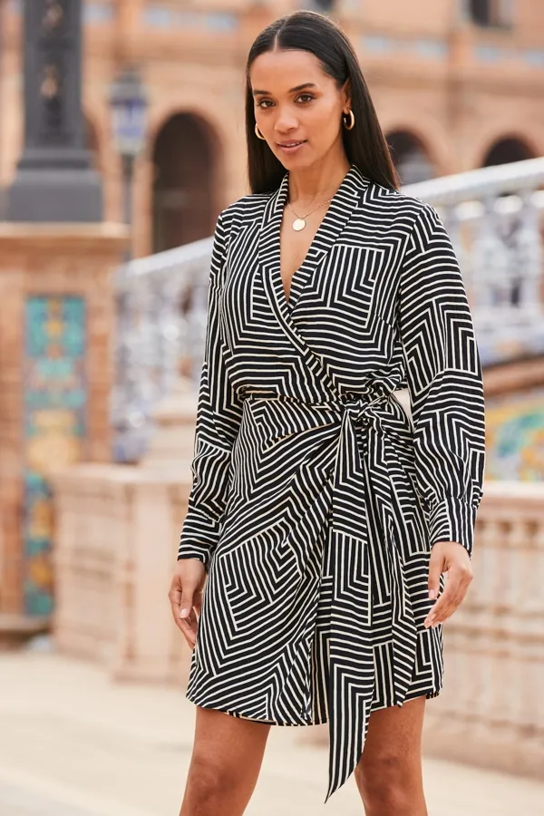 Black & White Geometric Print Wrap Dress