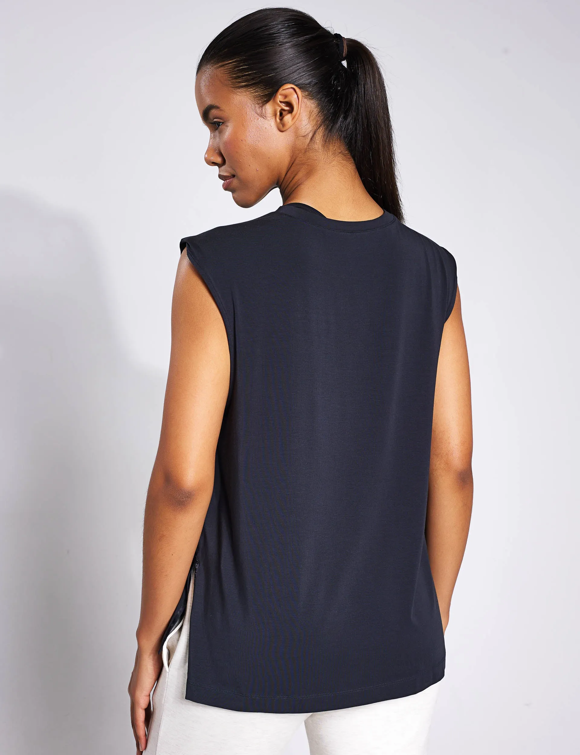 Calgary Boxy Tank - Black