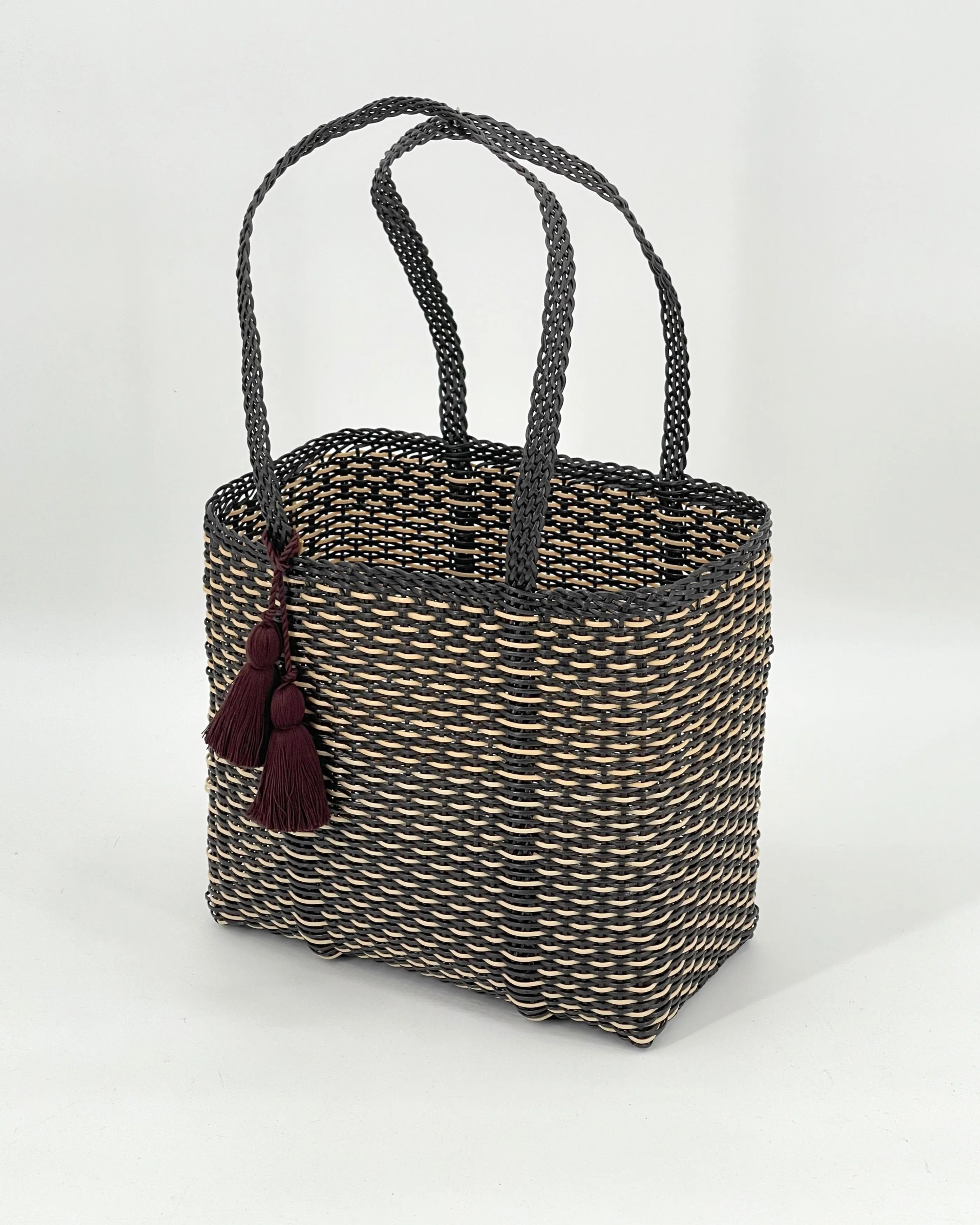 Cesta Tote Bags