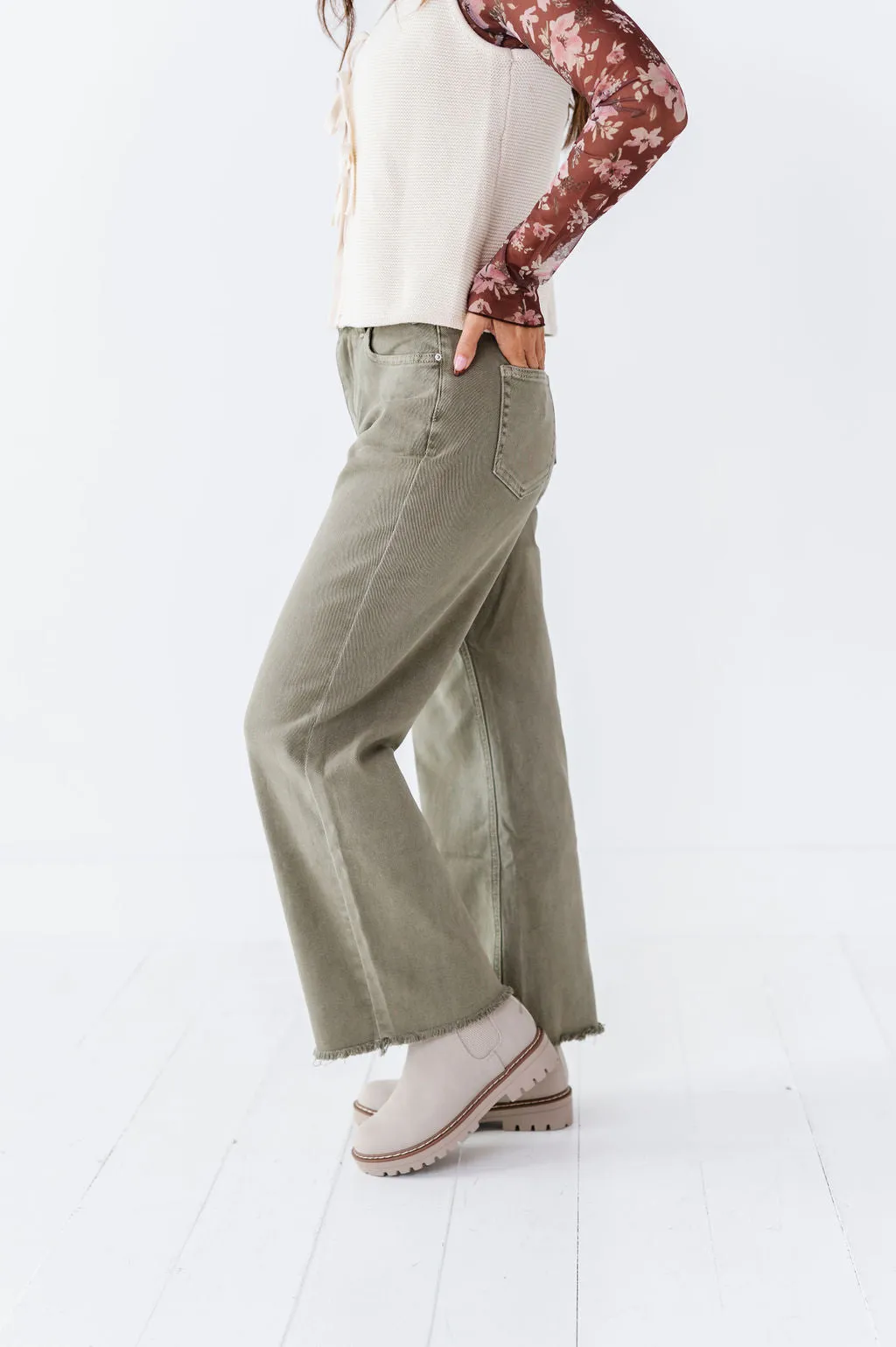 Chandler Wide Leg Jeans in Olive