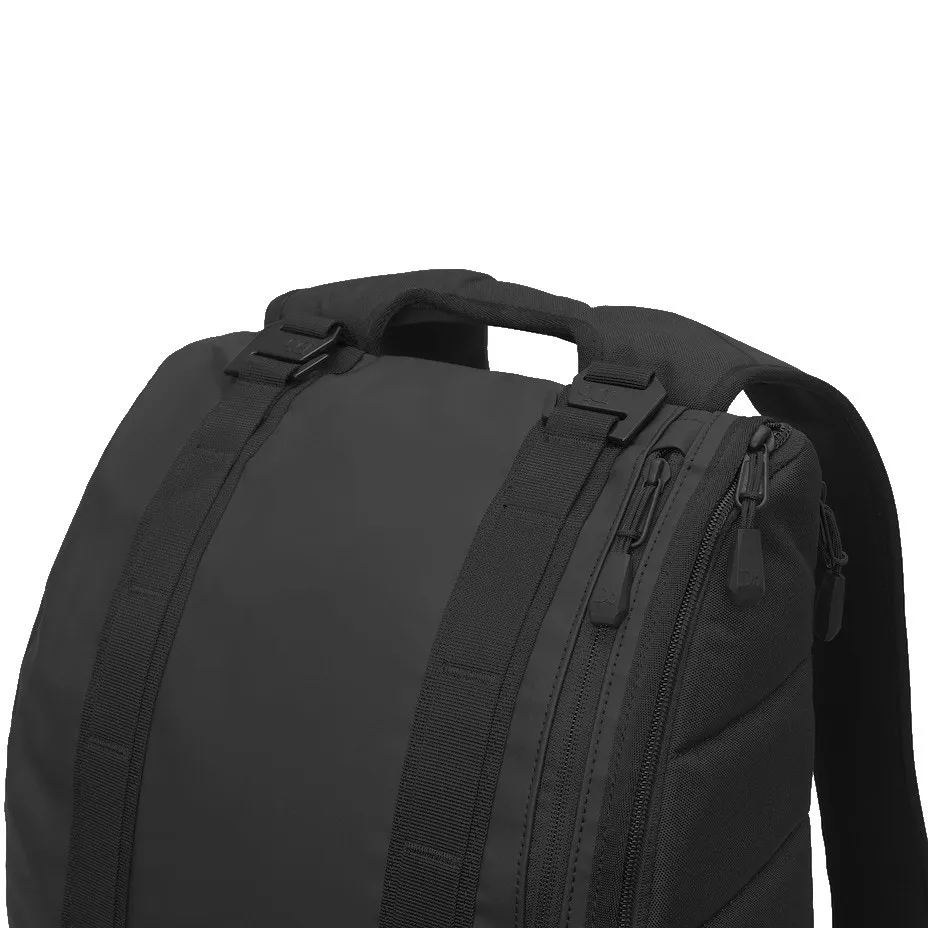 Db Base 15L Backpack - Black Out