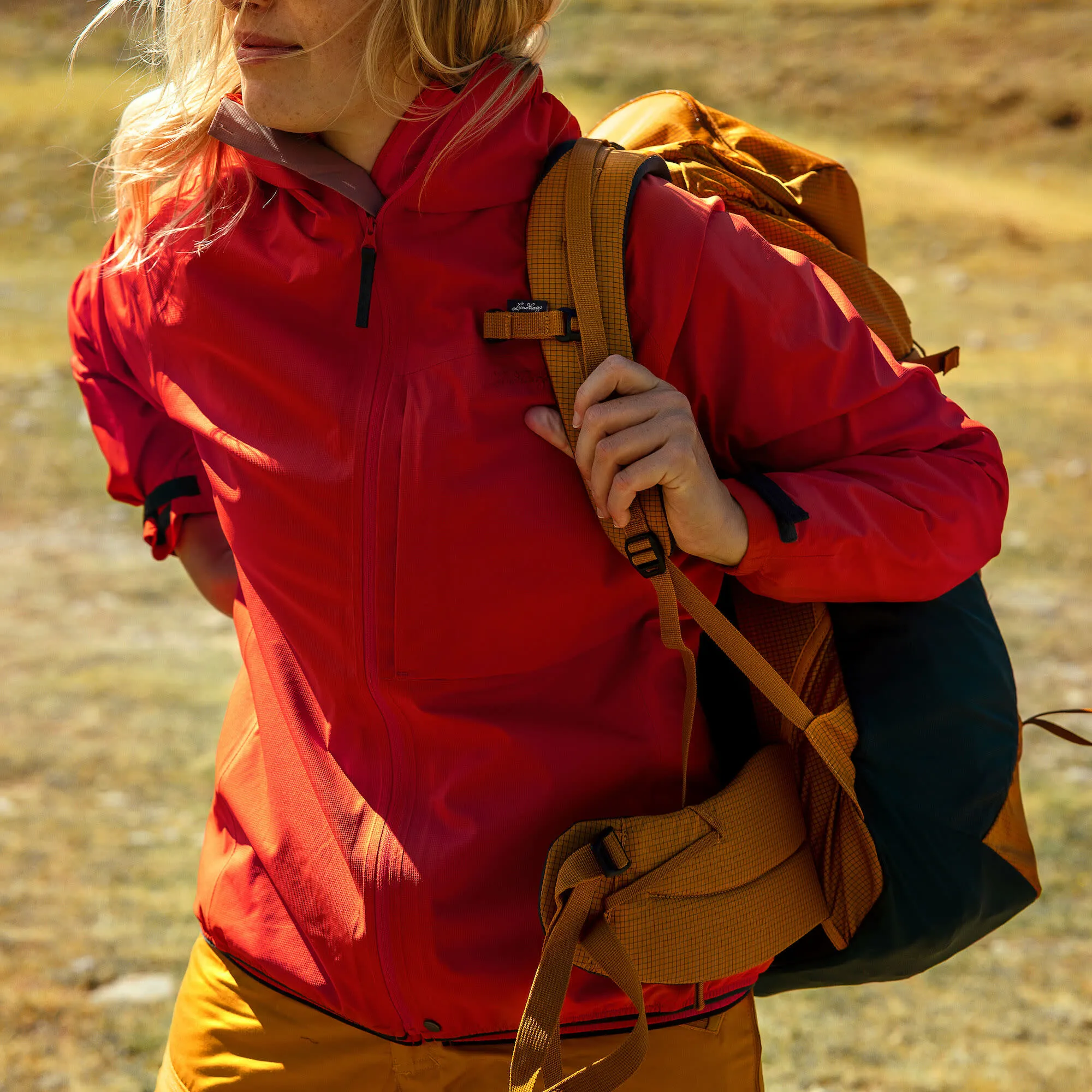 Lundhags Women's Lo Jacket Lively Red | Buy Lundhags Women's Lo Jacket Lively Red here | Outnorth