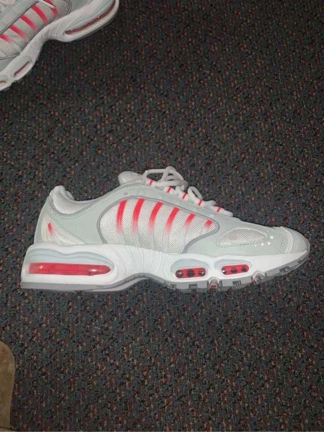 Nike air max tailwind iv red orbit