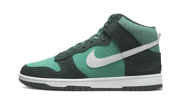 Nike Dunk High Retro SE Athletic Club