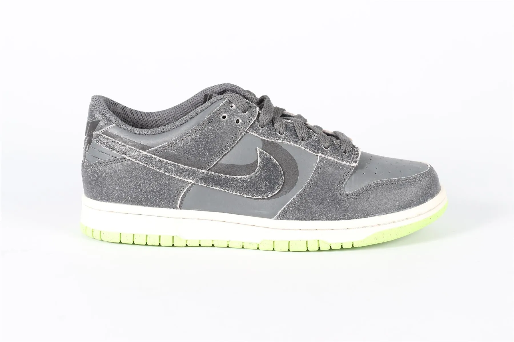 NIKE DUNK LOW IRON GREY LEATHER SNEAKERS UK 6 US 6.5 EU 39