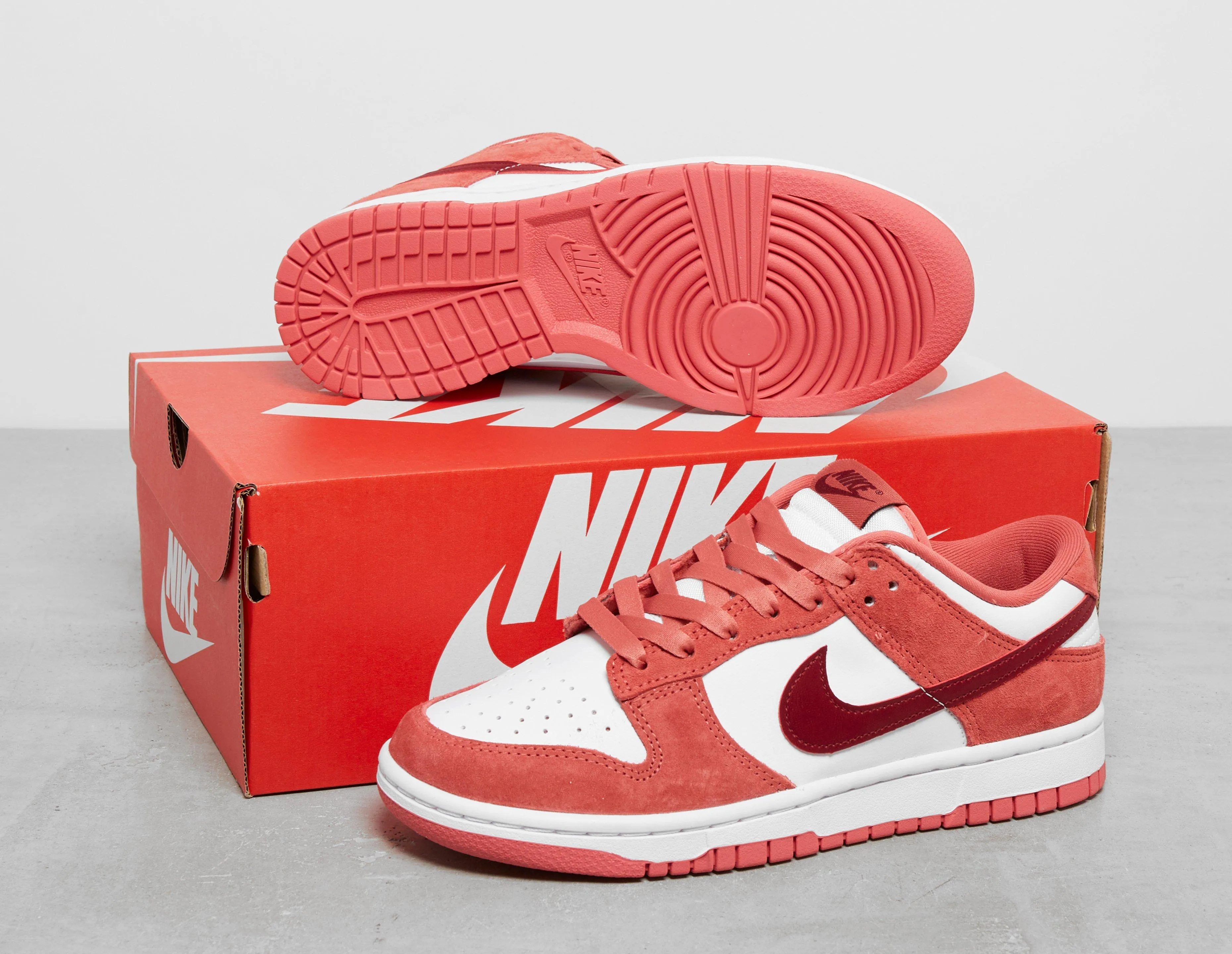 Nike Dunk Low Women's