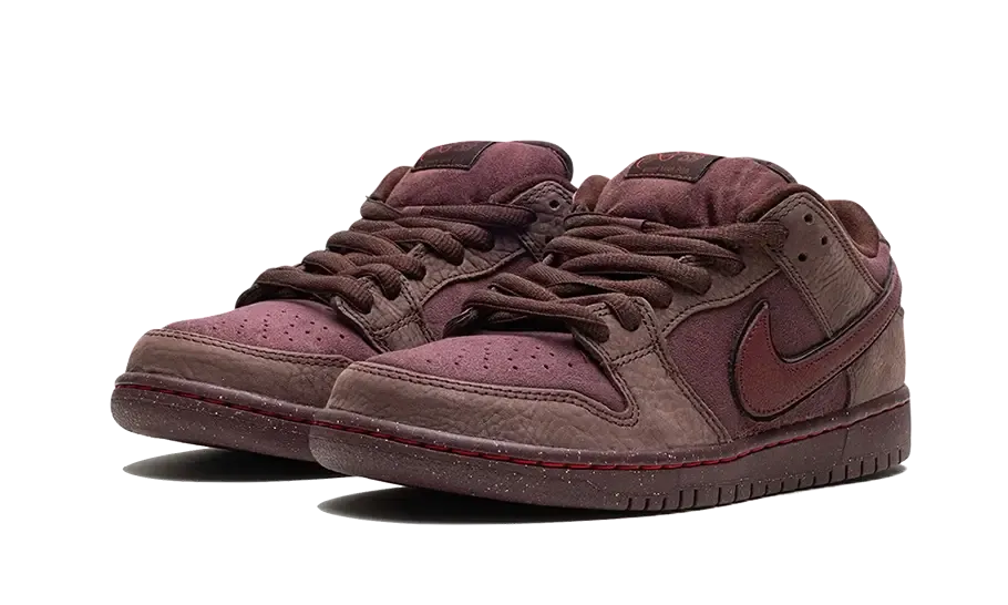 Nike SB Dunk Low City Of Love Burgundy Crush