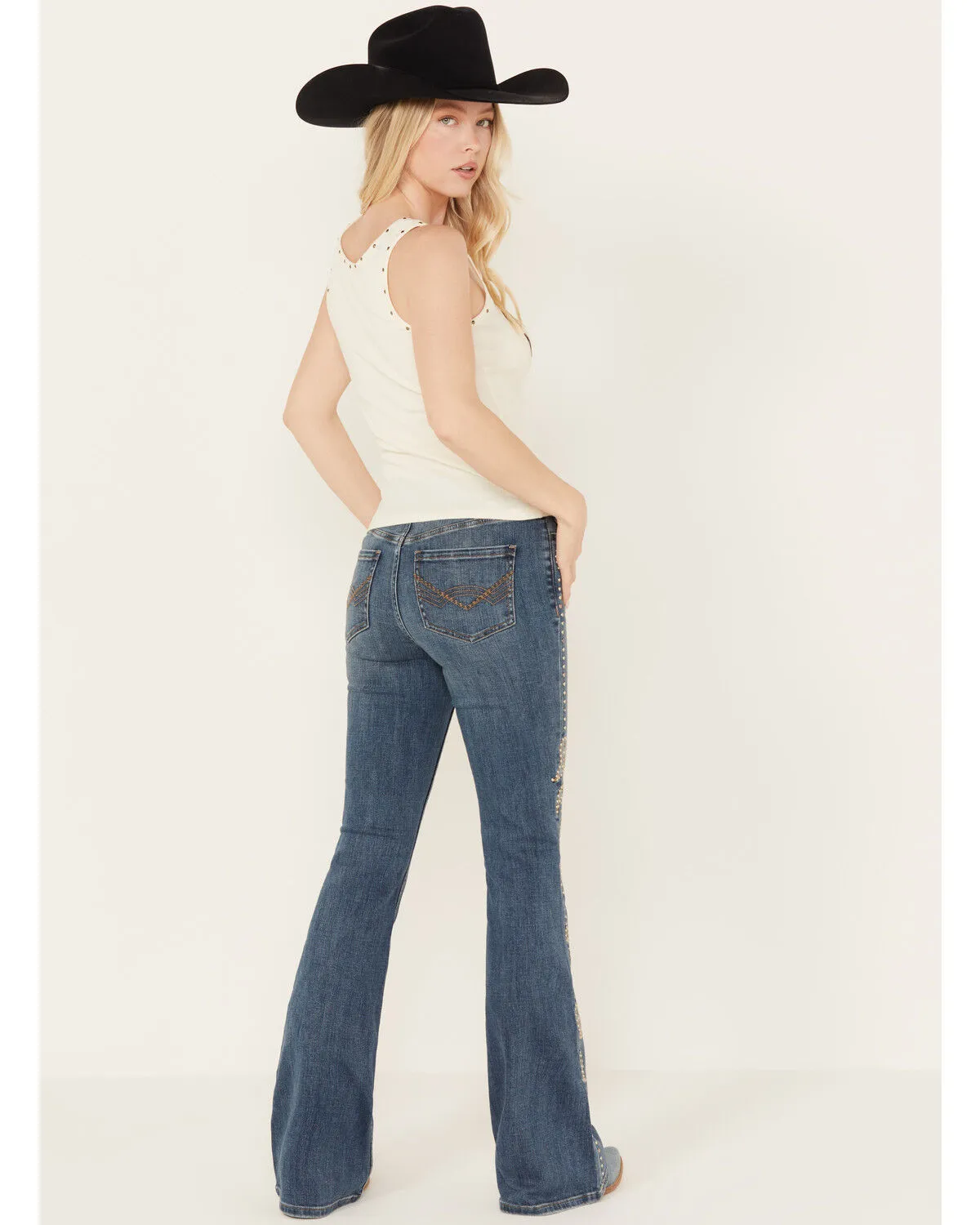 Product Name:  Idyllwind Women's Onslow Medium Wash Gypsy High Rise Embellished Stretch Flare Jeans