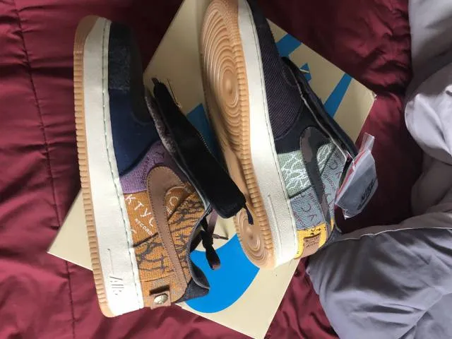 Travis scott x nike air force 1 low cactus jack